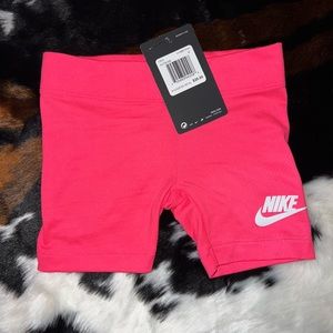 Nike girls shorts